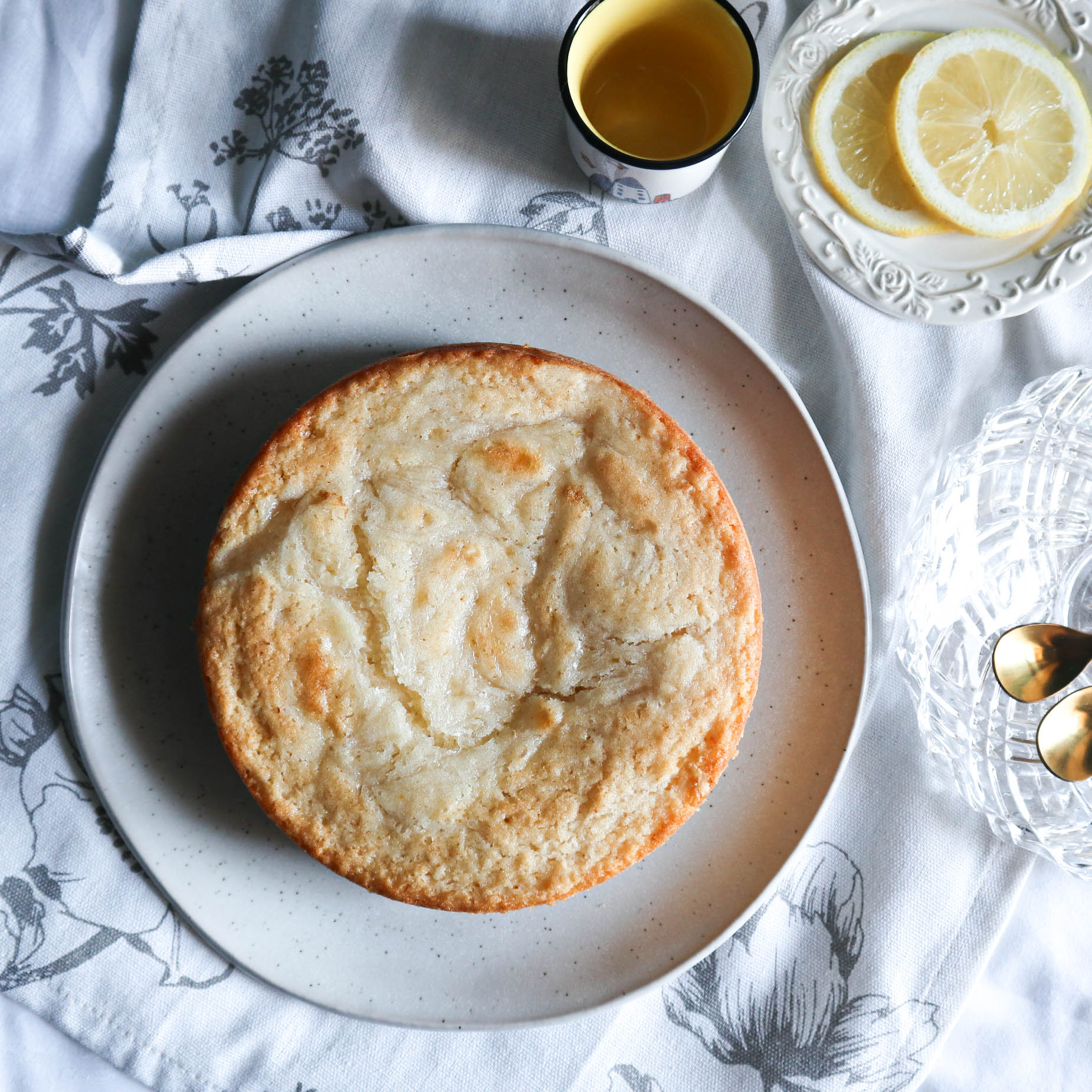 Torta con crema al limone vegana